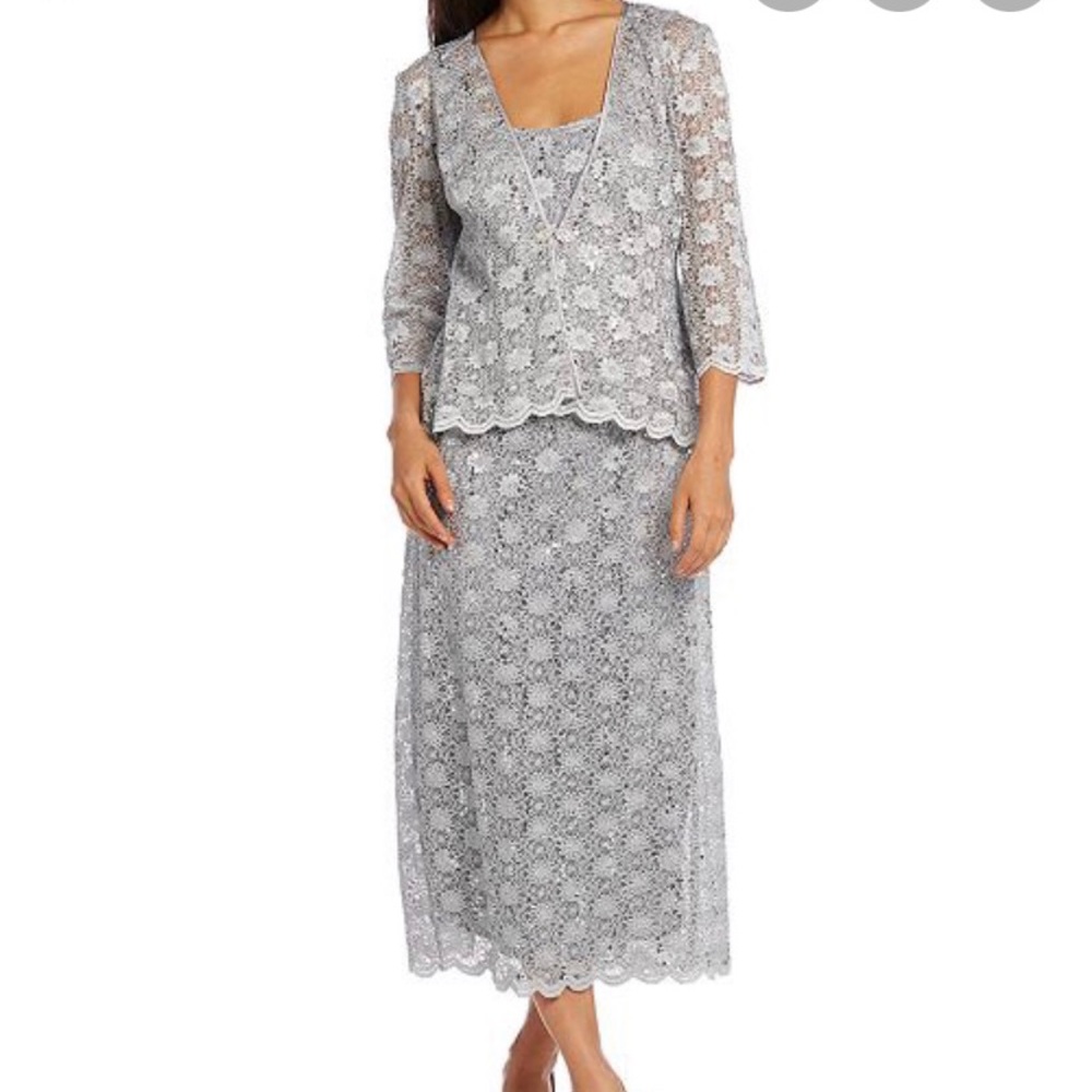 Mother of the Bride Dress NWT R&M Richards Sequined Lace Sheath Dress